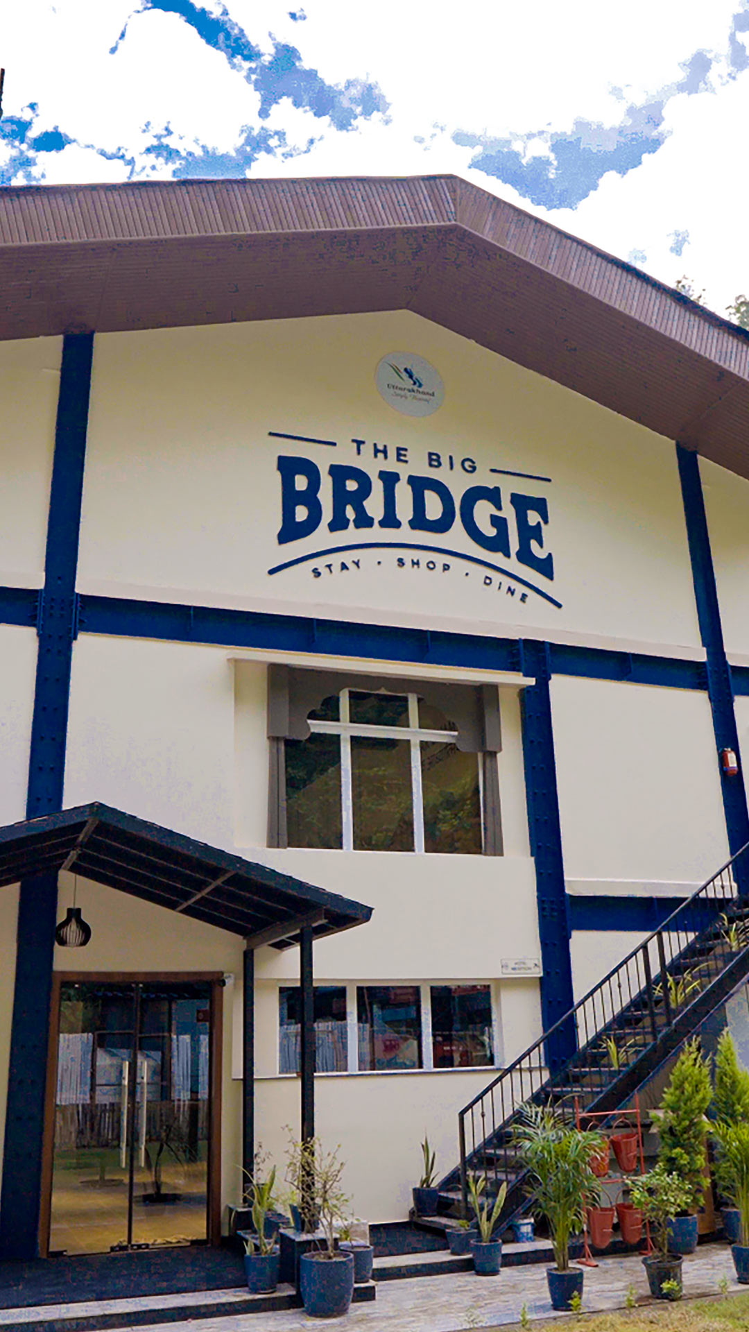 best place to stay in rishikesh