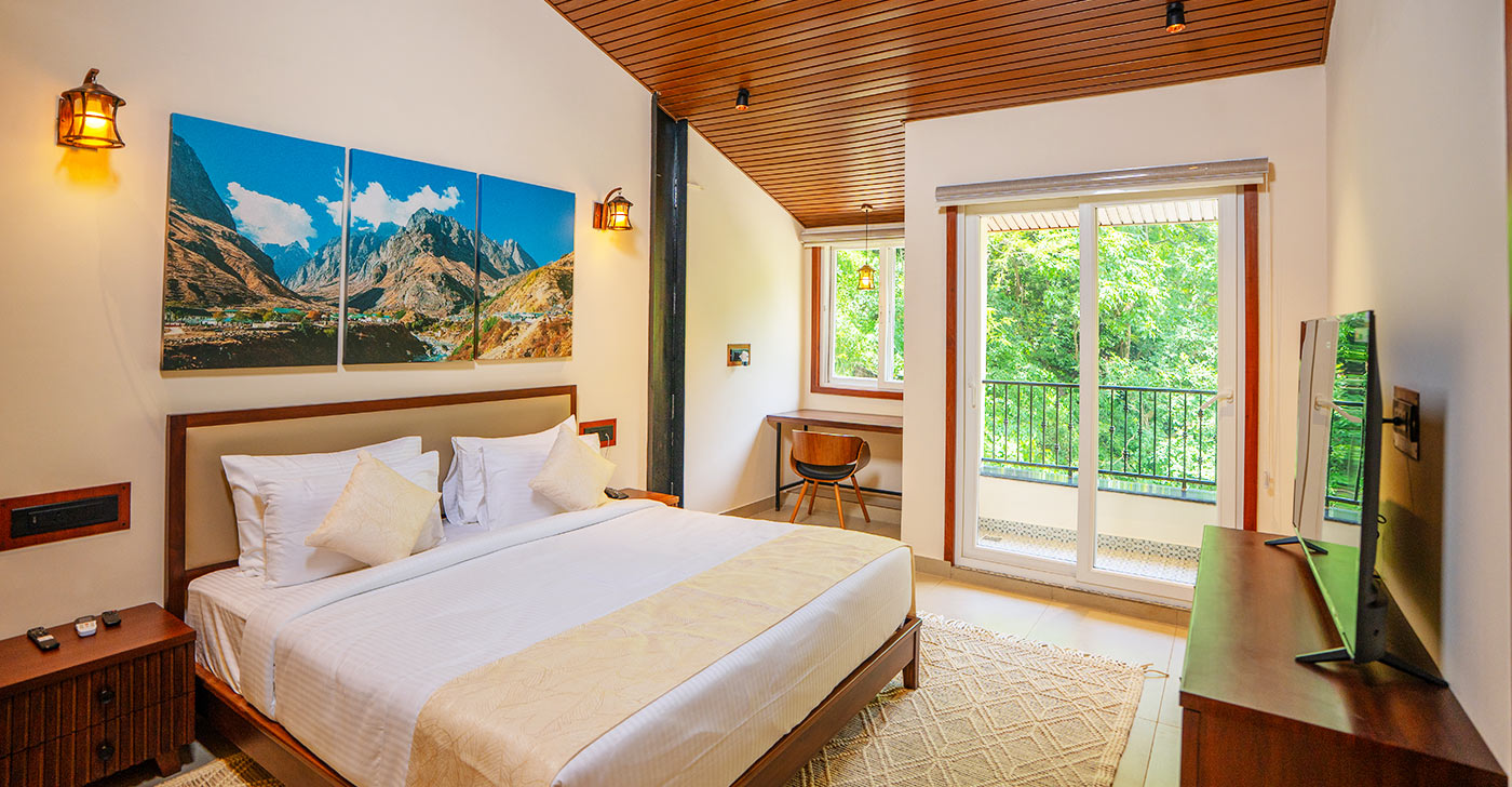 Meeting point of holy rivers at Devprayag India